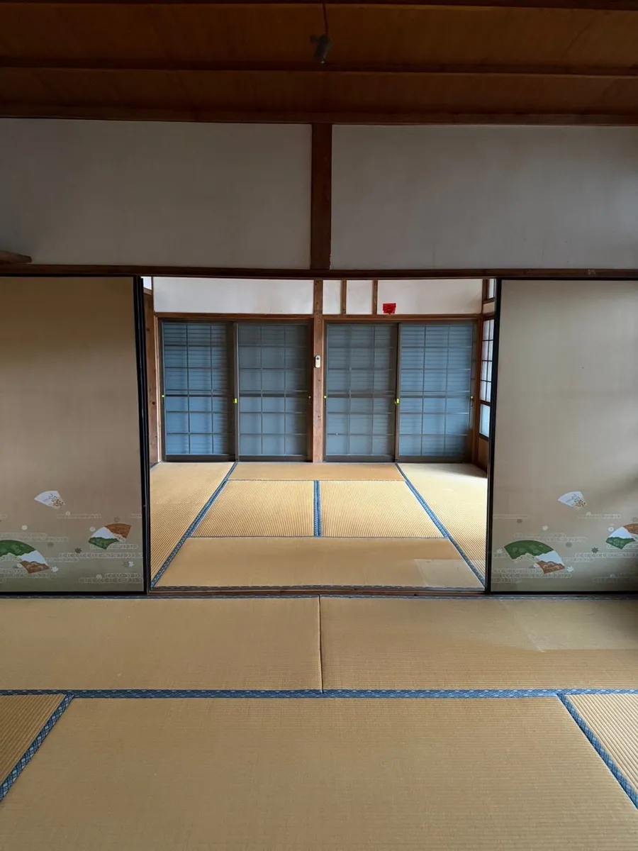 奥の和室の作業後